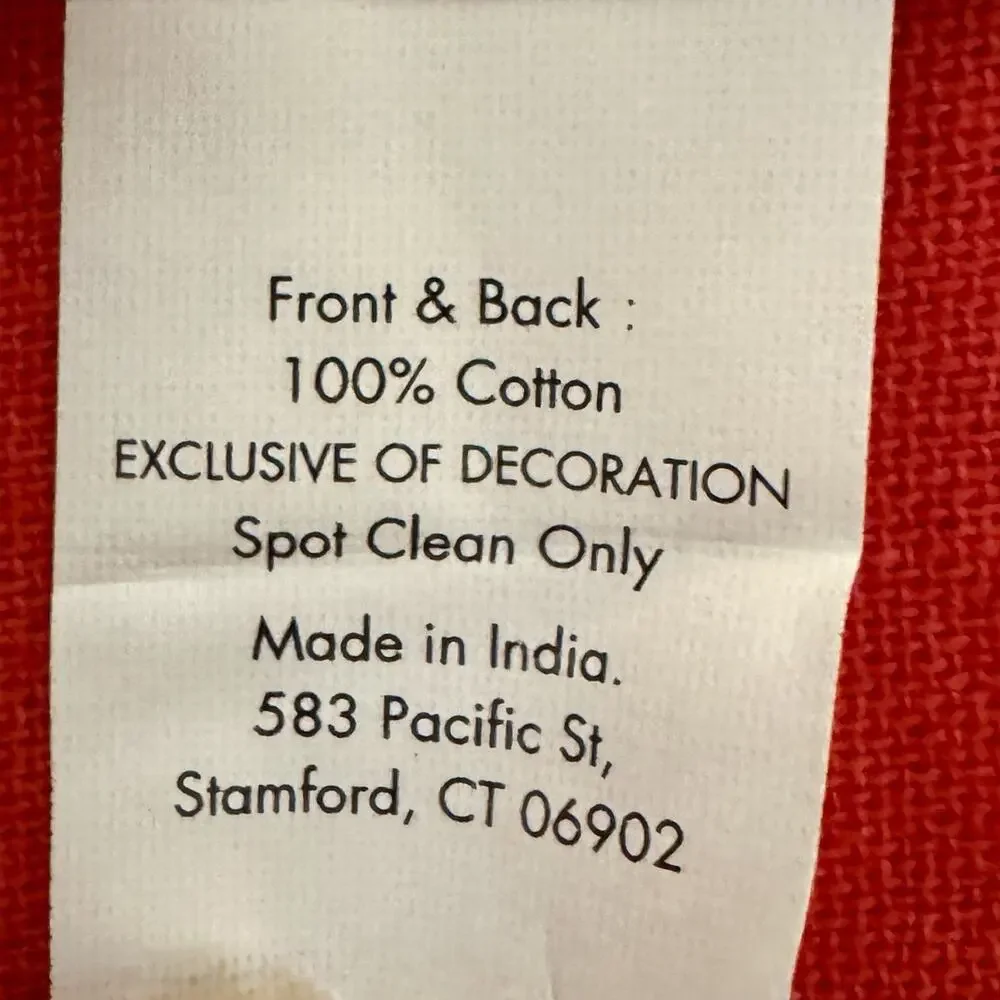 Caro Home Red Gold Scalloped Placemats Set of 2 Cotton Holiday Decor